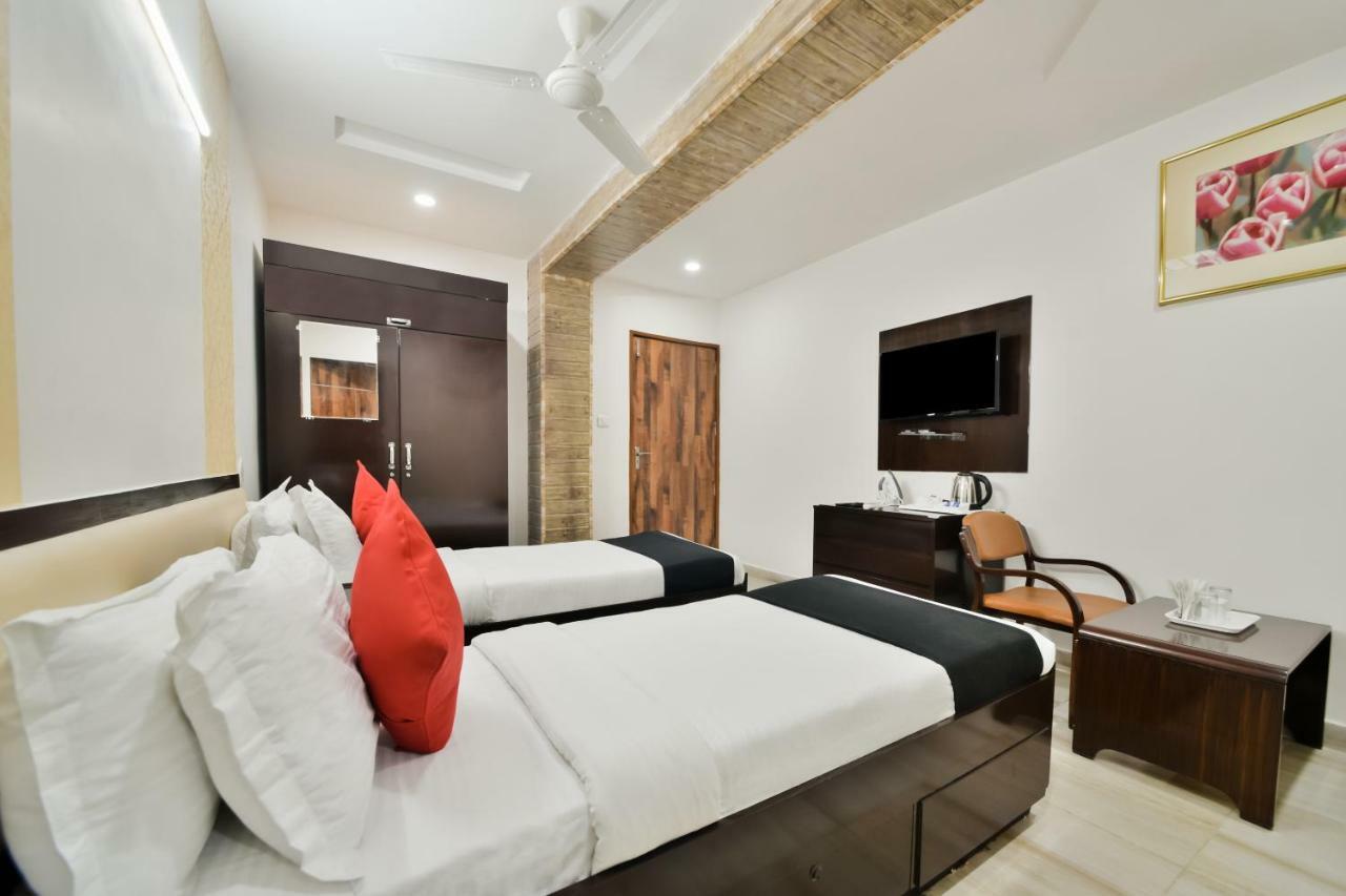 Capital O 39331 Hotel Retaj Μπιλβάρα Εξωτερικό φωτογραφία
